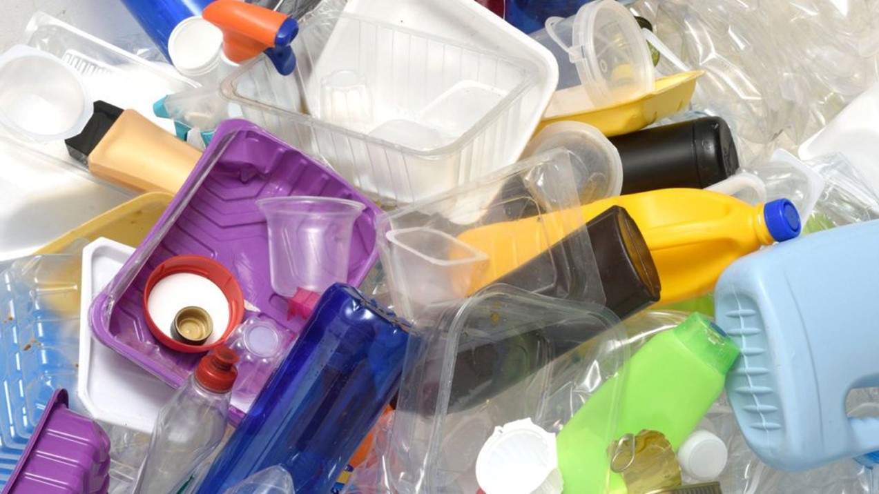 Műanyagok a mindennapokban (internetes forrás)